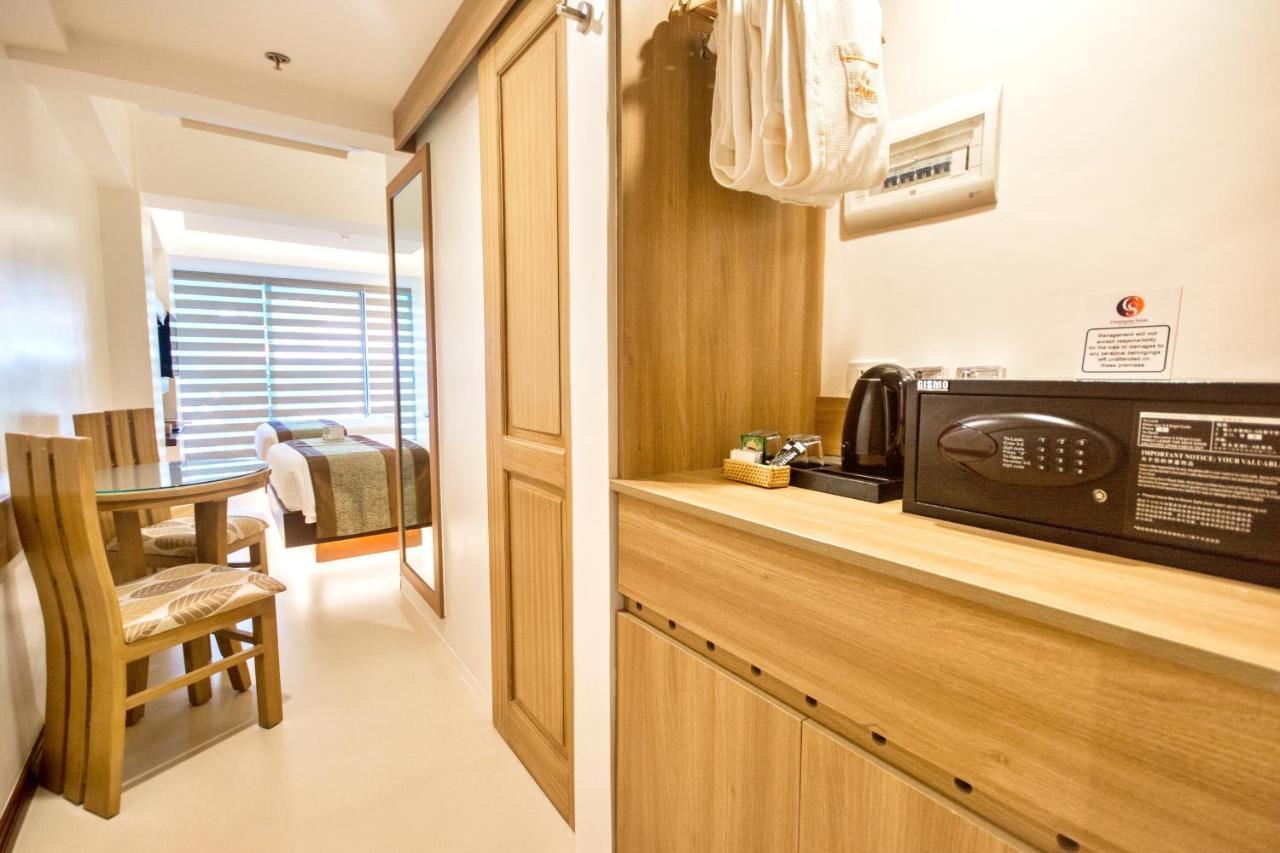 Commander Suites De Boracay Manoc-Manoc Exterior foto