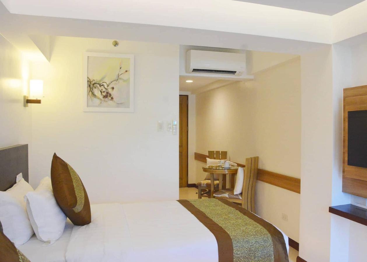 Commander Suites De Boracay Manoc-Manoc Exterior foto